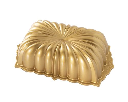 Forma na biskupský chlebíček Nordic Ware Classic, zlatá,1,4l