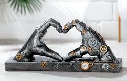 Soška steampunk ruce