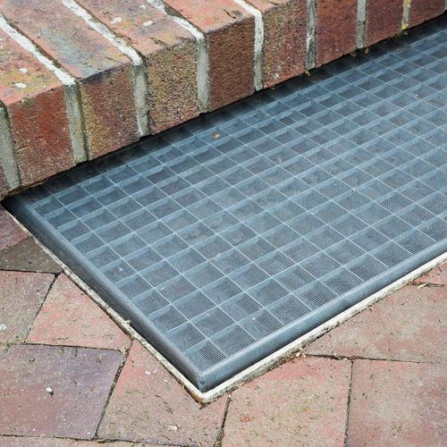 Krycí mřížka na světlík