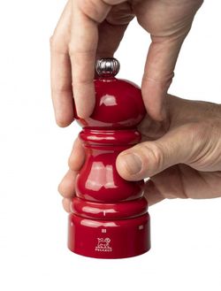 Mlýnek na pepř Peugeot Paris, u´Select, vášnivě červená, 12 cm