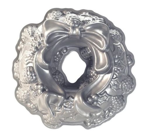 Nordic Ware Forma na bábovku Sváteční věnec, stříbrná, 2,1 l