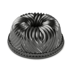 Nordic Ware Forma na bábovku Bavaria, grafitová, 2,4 l