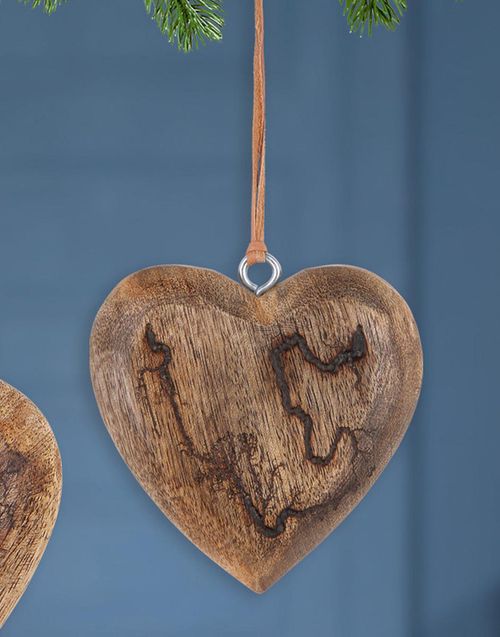 Dřevěná závěsná dekorace srdce, 8 cm